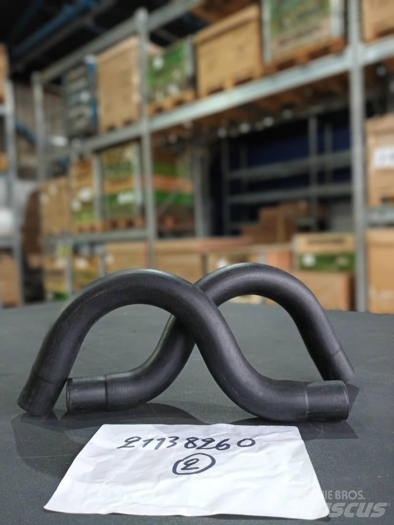 Volvo HOSE 21138260 Radiatoren