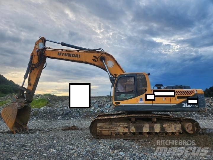 Hyundai Robex 300 LC Raupenbagger