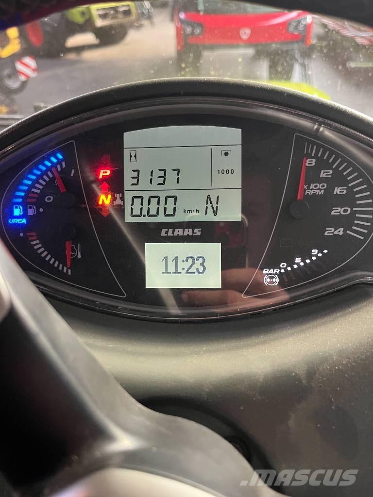 CLAAS AXION 960TT Traktoren