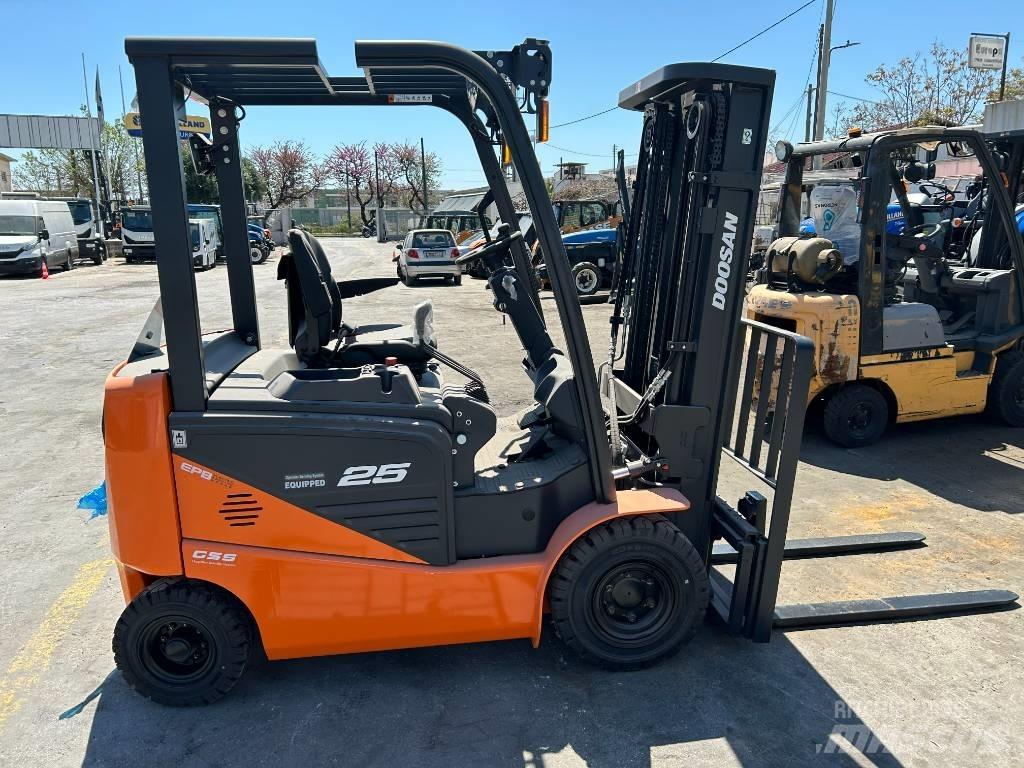 Doosan B 25 NS Elektrostapler