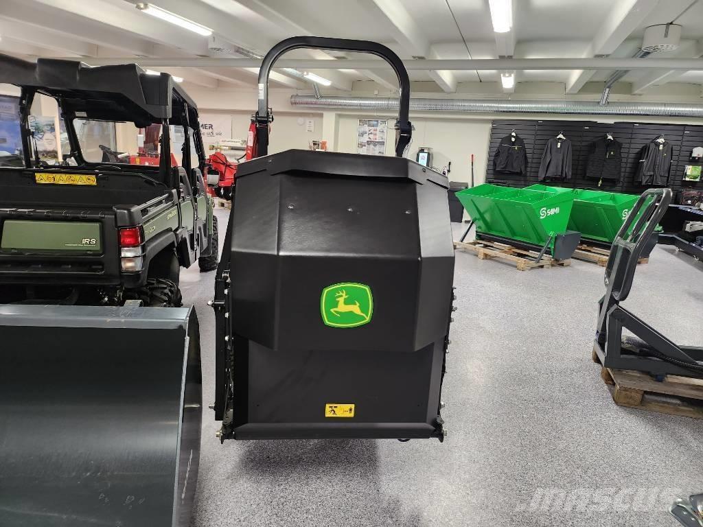 John Deere 950R Reitermäher