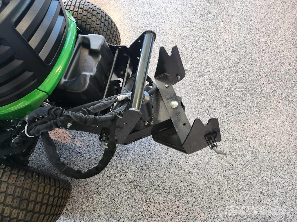 John Deere 950R Reitermäher