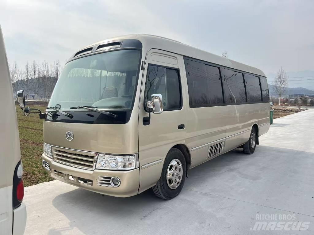 Toyota Coaster Überlandbusse