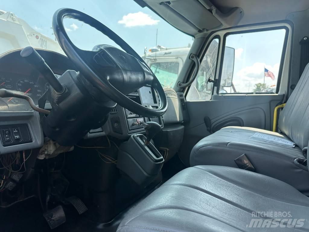 International 4300 Müllwagen