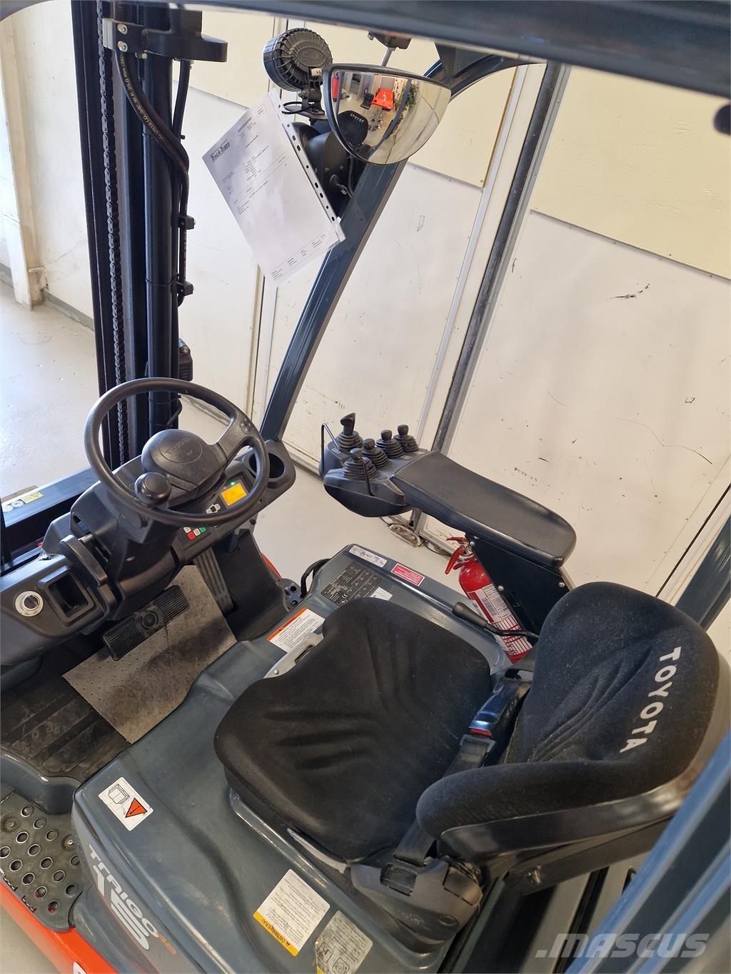 Toyota 8FBE15T Elektrostapler