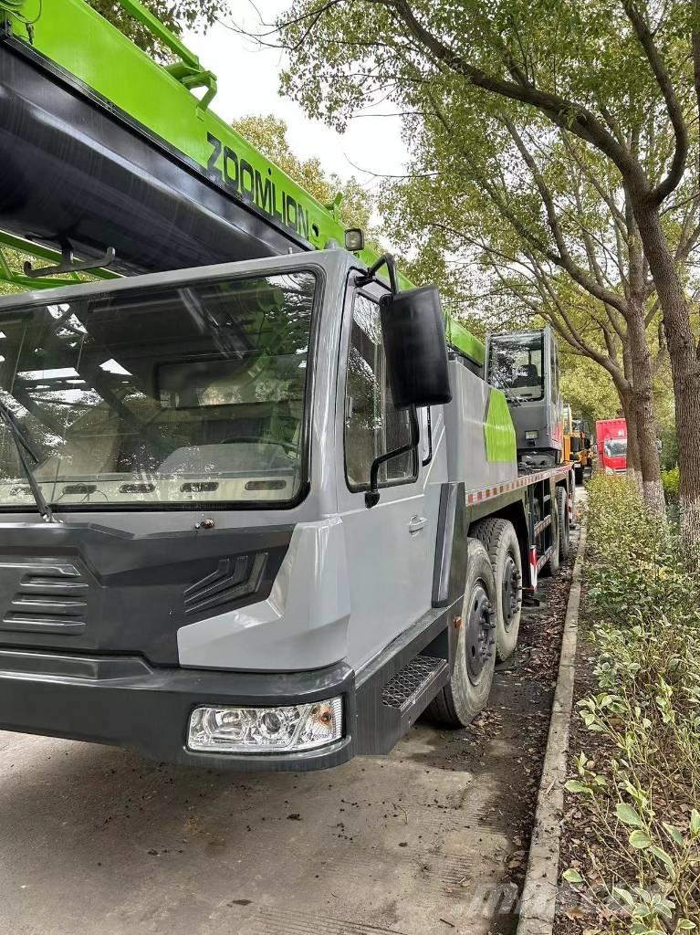 Zoomlion ZTC 700 V All-Terrain-Krane