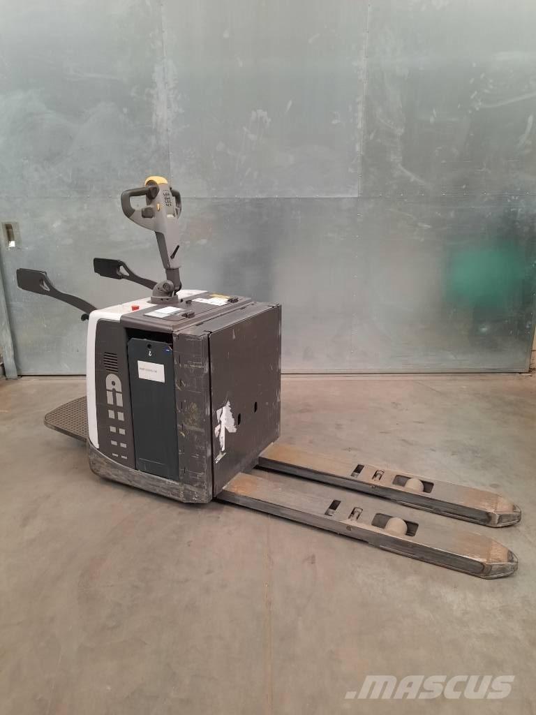 UniCarriers PMR200P Gabelstapler mit Fahrerstand