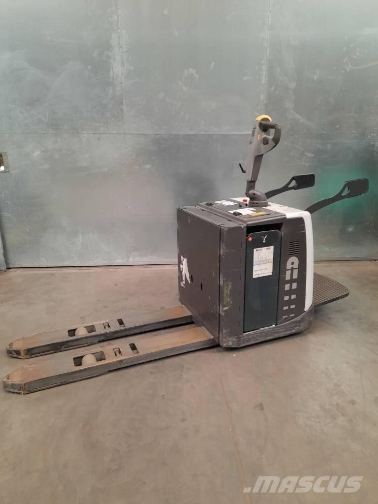 UniCarriers PMR200P Gabelstapler mit Fahrerstand