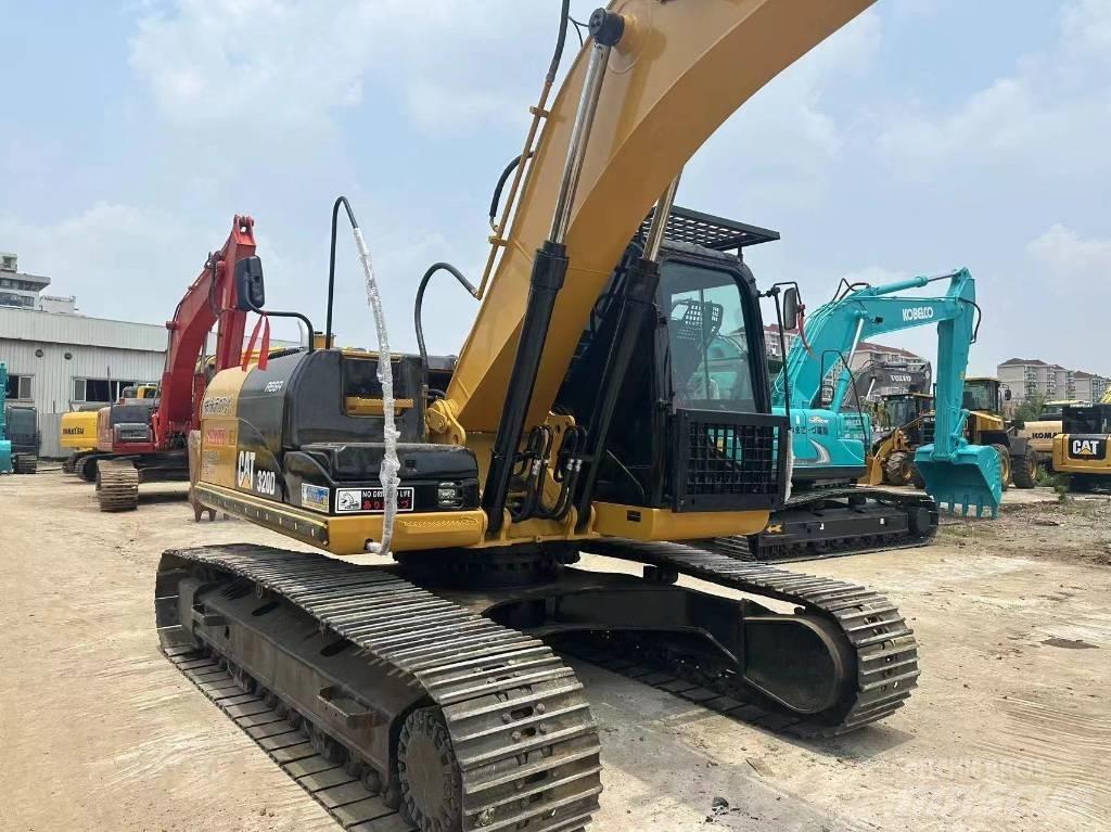 CAT 320 D Raupenbagger