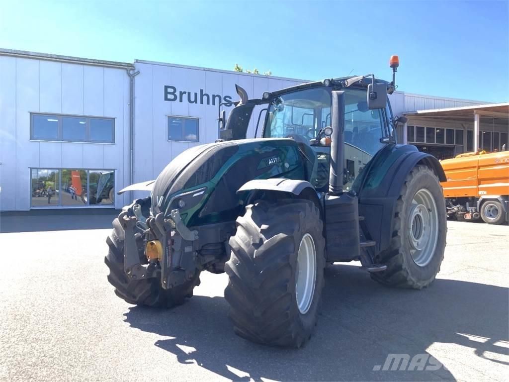 Valtra T 234 A Traktoren