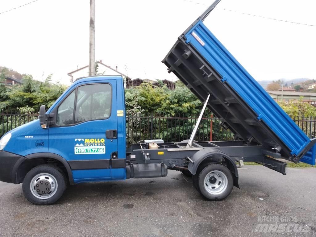 Iveco Daily 35 C 11 Pritschenwagen/Pritschenwagen mit Seitenklappe