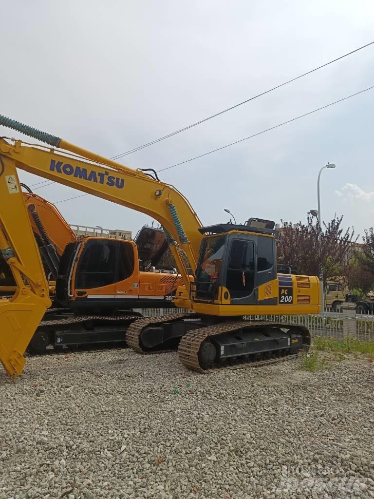 Komatsu PC 200 Raupenbagger