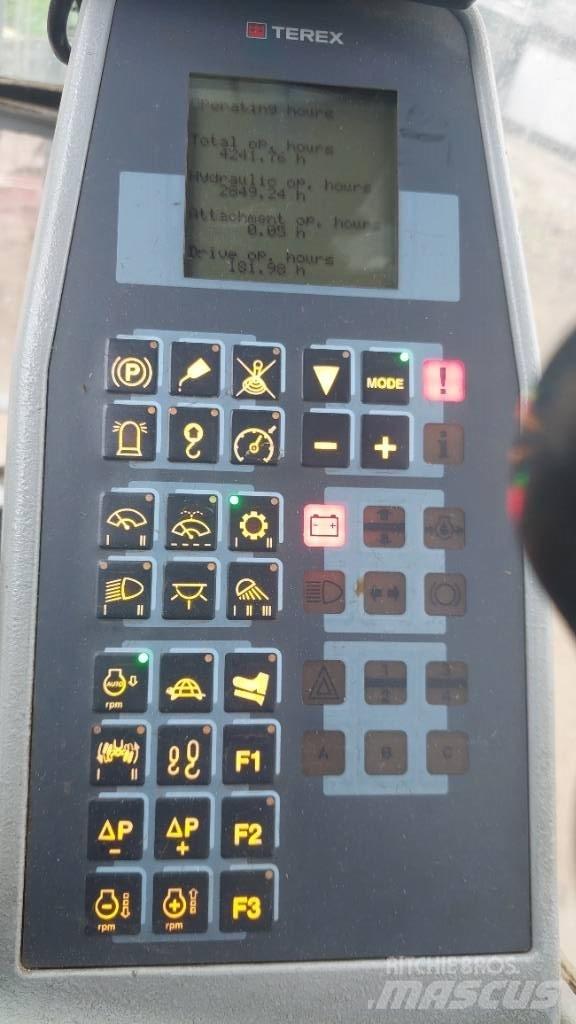Terex TM 230 Materialumschlag