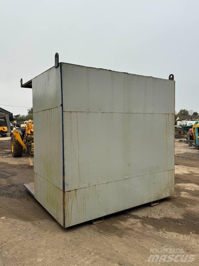 SMOKING SHED Bauwagen