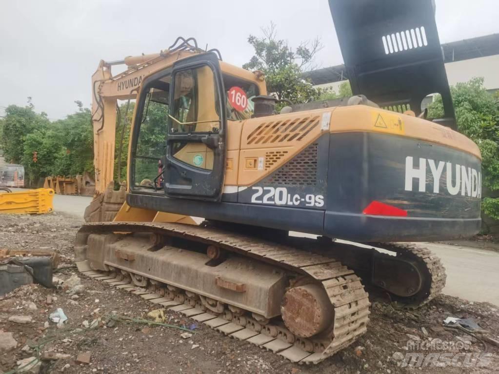 Hyundai R220lc-9s Raupenbagger