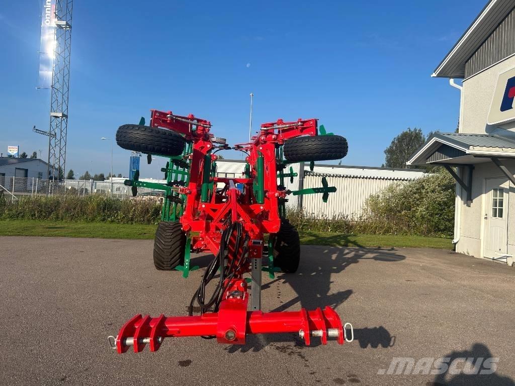 Agro-Masz RUNNER X 4 Grubber