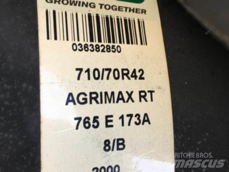 BKT 710/70 R 42 Reifen