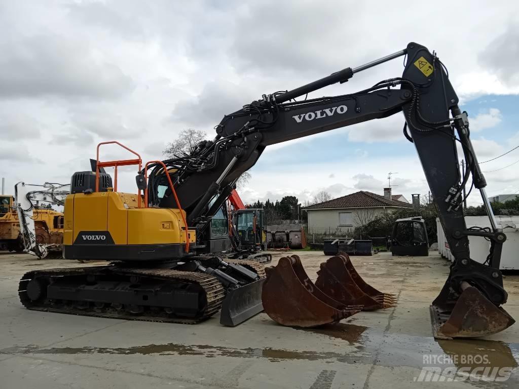 Volvo ECR235EL Raupenbagger