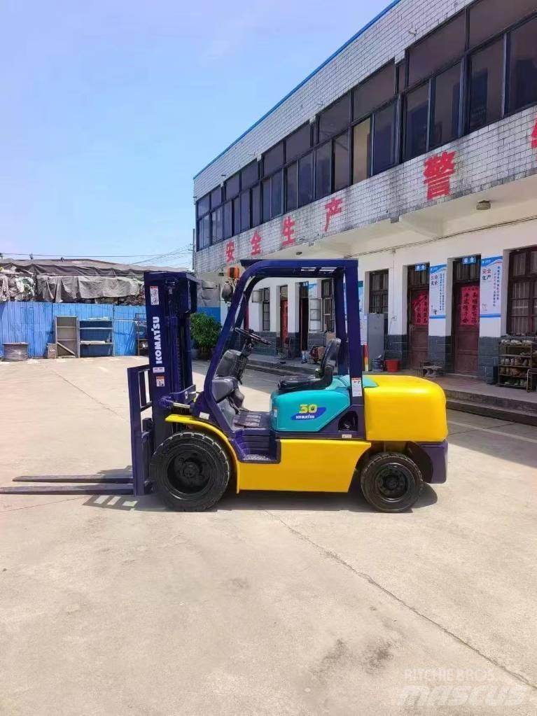 Komatsu FD 30 Dieselstapler