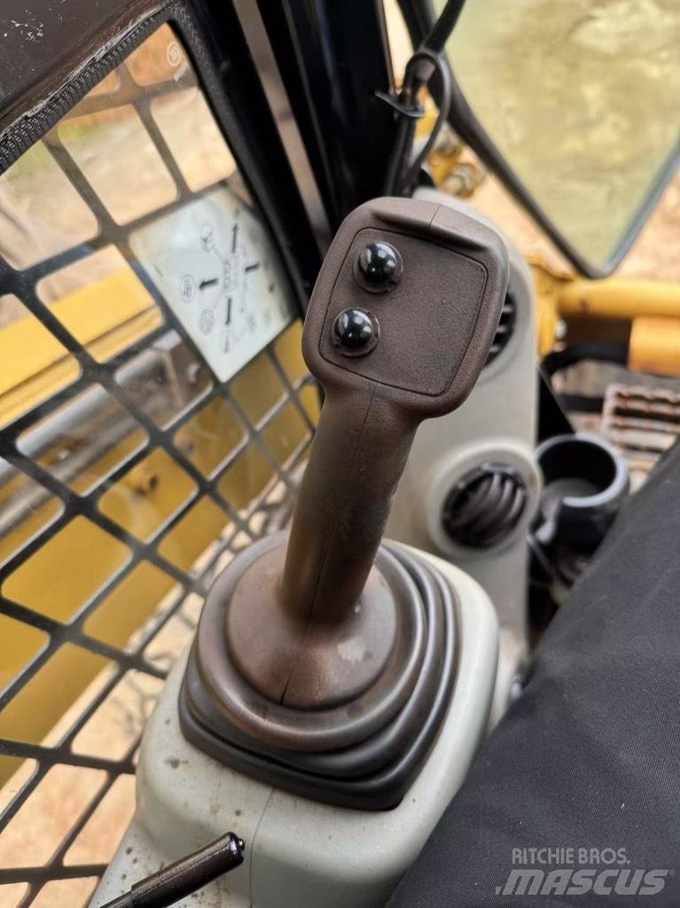 CAT 246 C Kompaktlader