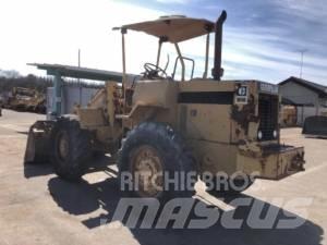 CAT 910 Radlader