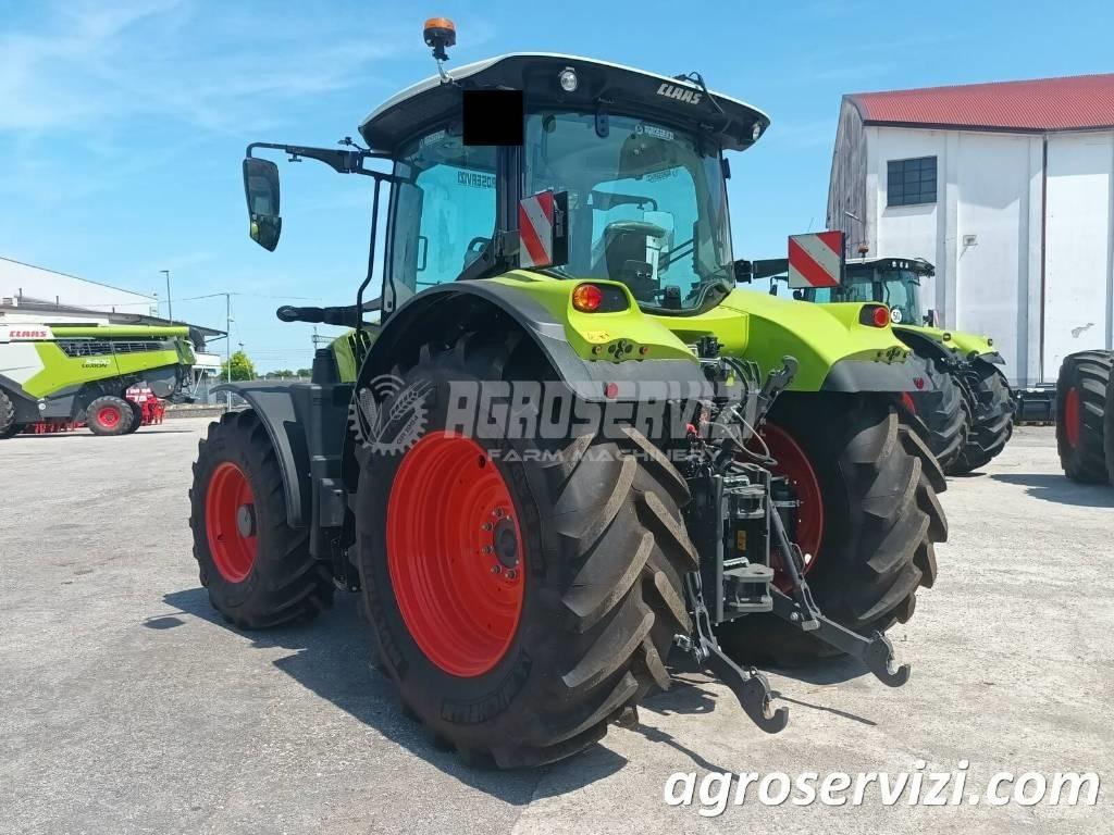 CLAAS Arion 550 Traktoren