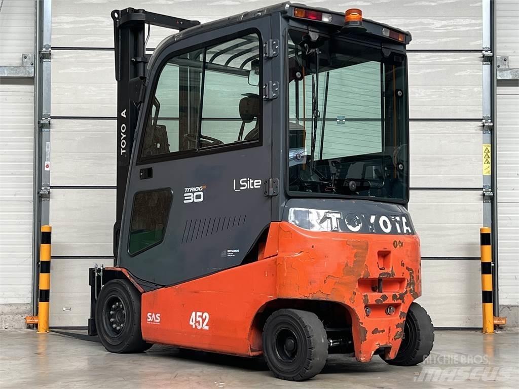 Toyota 8FBMT30 Elektrostapler