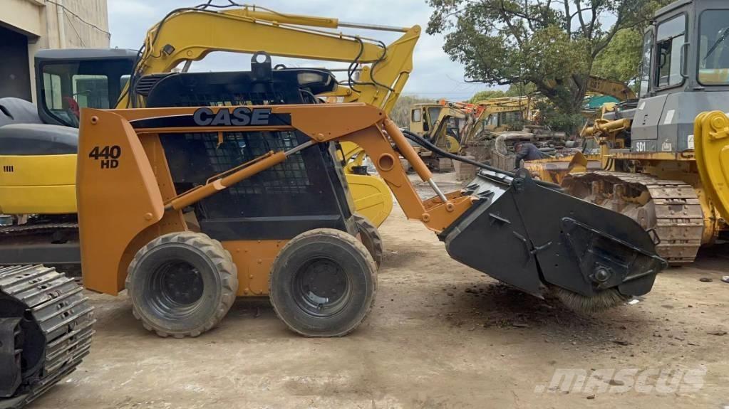 CASE 440 Kompaktlader