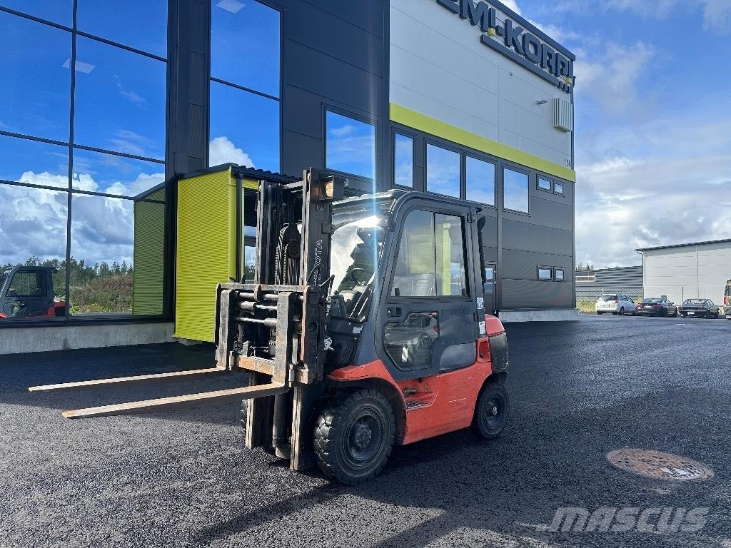 Toyota 02-7 FDF 25 Dieselstapler
