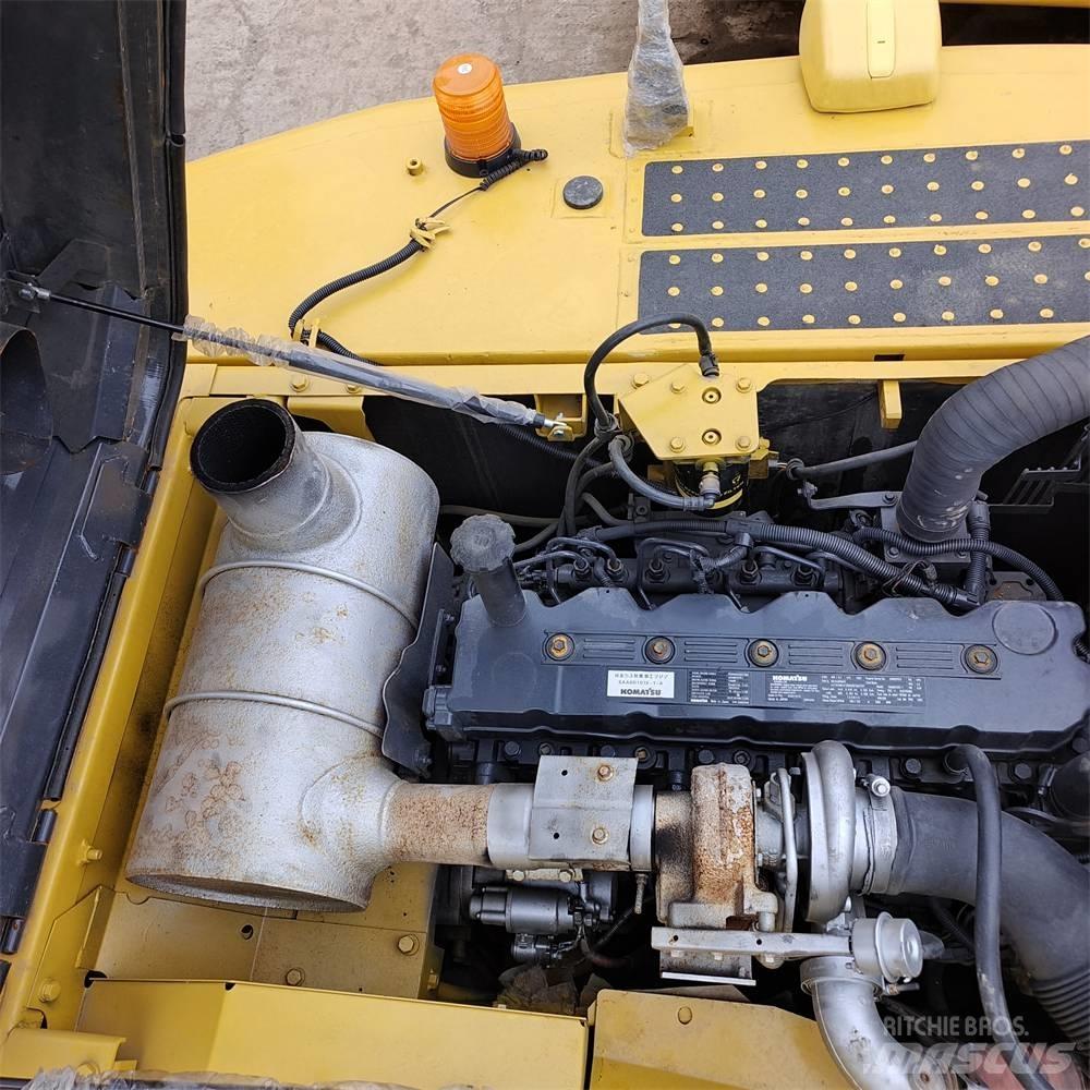 Komatsu PC 220-8 Raupenbagger