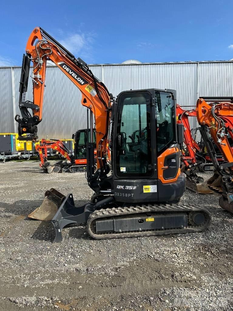 Develon DX 35 Z-7 Minibagger < 7t