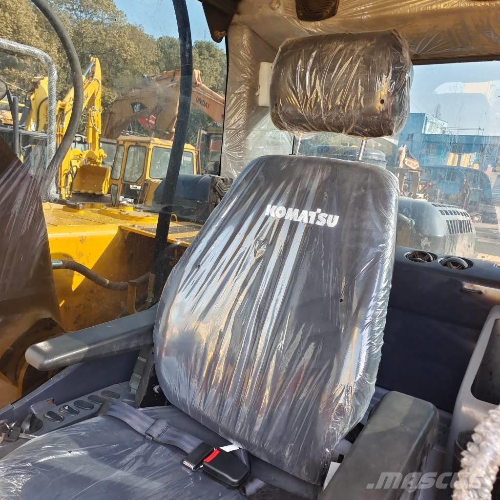 Komatsu PC 200-8 Raupenbagger