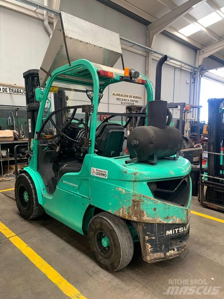 Mitsubishi FD35N Dieselstapler