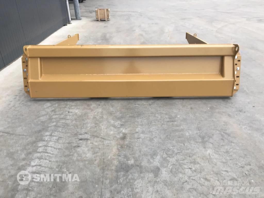CAT 725C Heckklappe