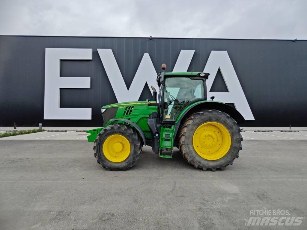 John Deere 6215 R Traktoren