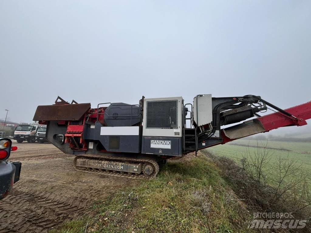 Sandvik QJ 241 Mobile Brecher