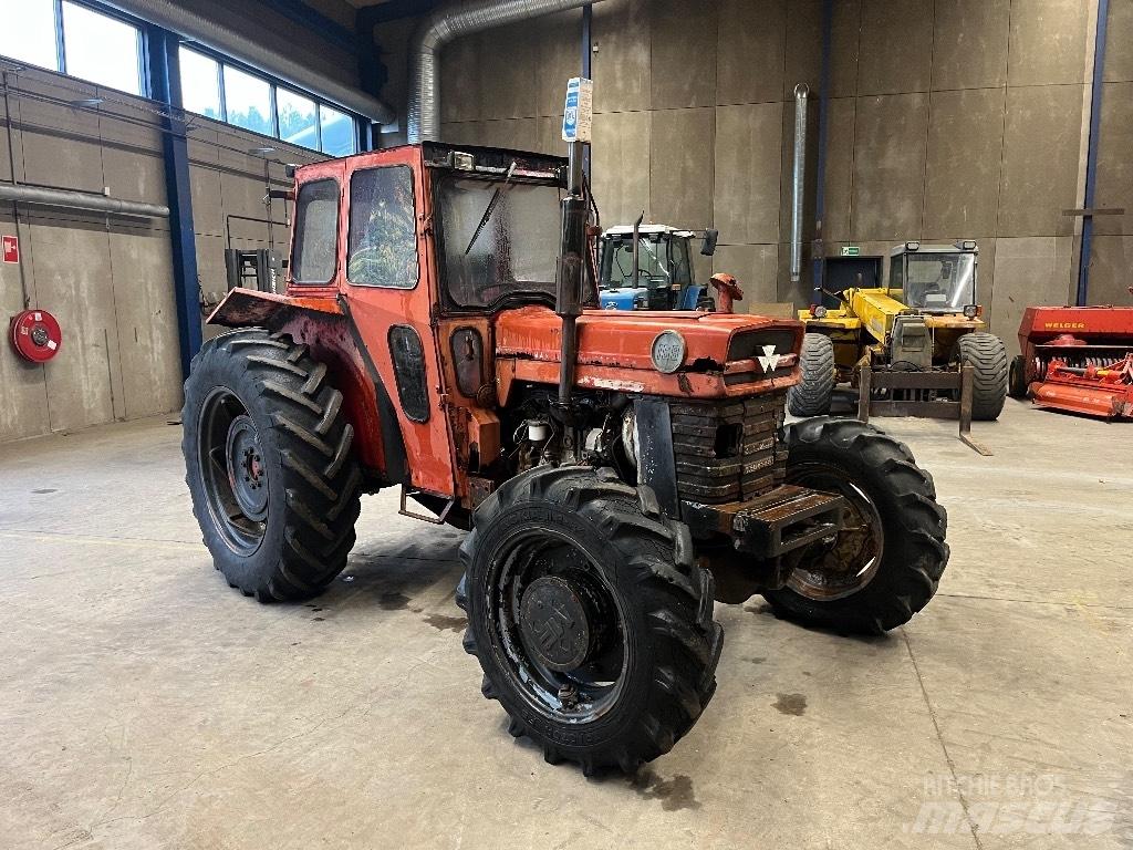 Massey Ferguson 168 Traktoren