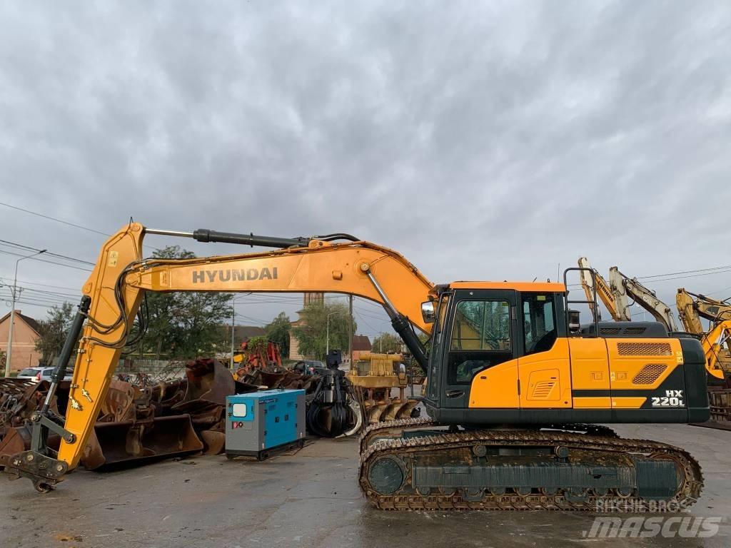 Hyundai HX 220 L Raupenbagger