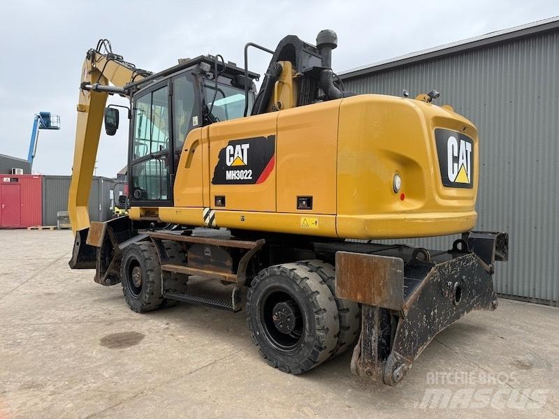 CAT MH 3022 Materialumschlag