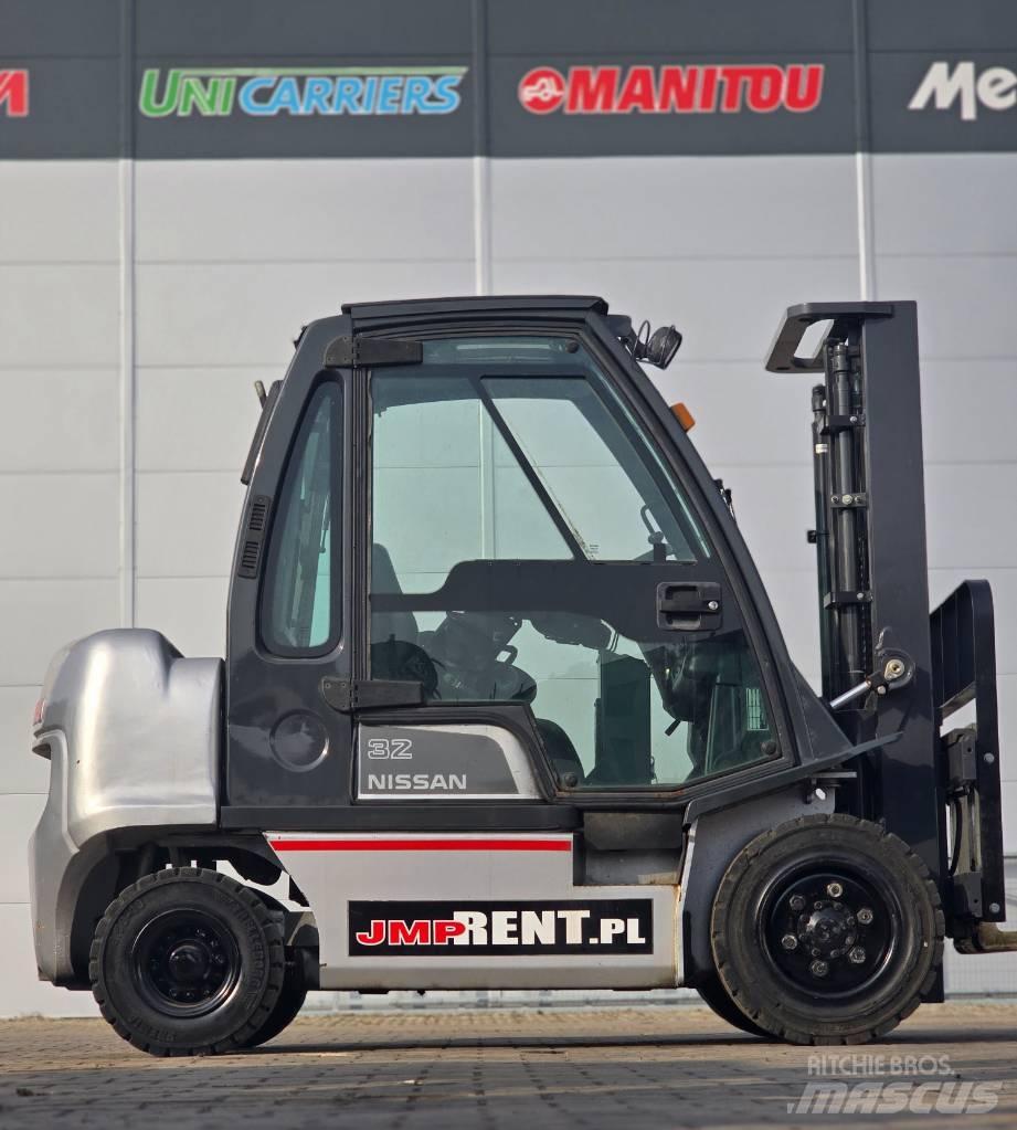 Nissan FGD02 A 32 Q Gasstapler