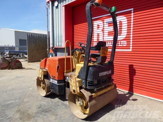 CAT CB 224 D Tandemwalzen