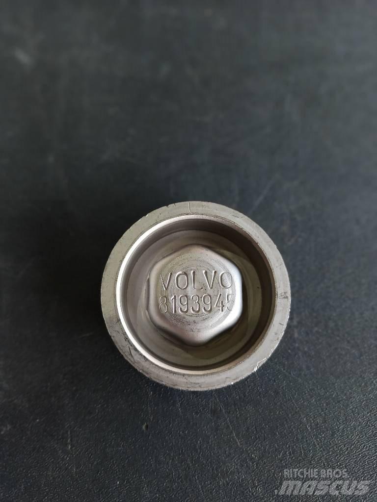 Volvo PLUG 8193945 Motoren