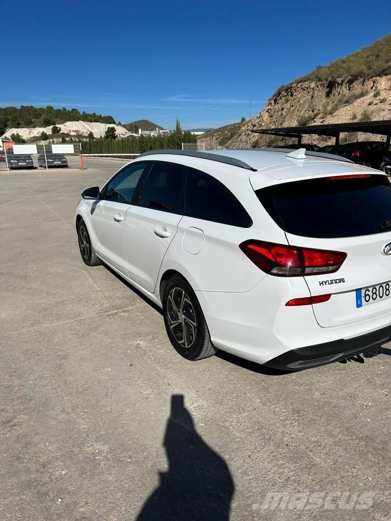 Hyundai I30 PKWs