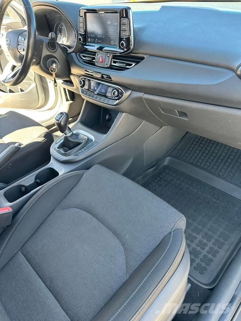 Hyundai I30 PKWs