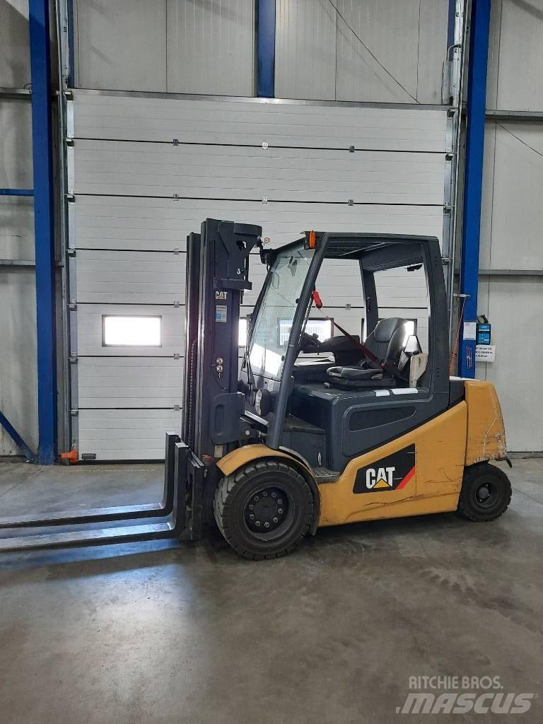 CAT EP50 2 Elektrostapler