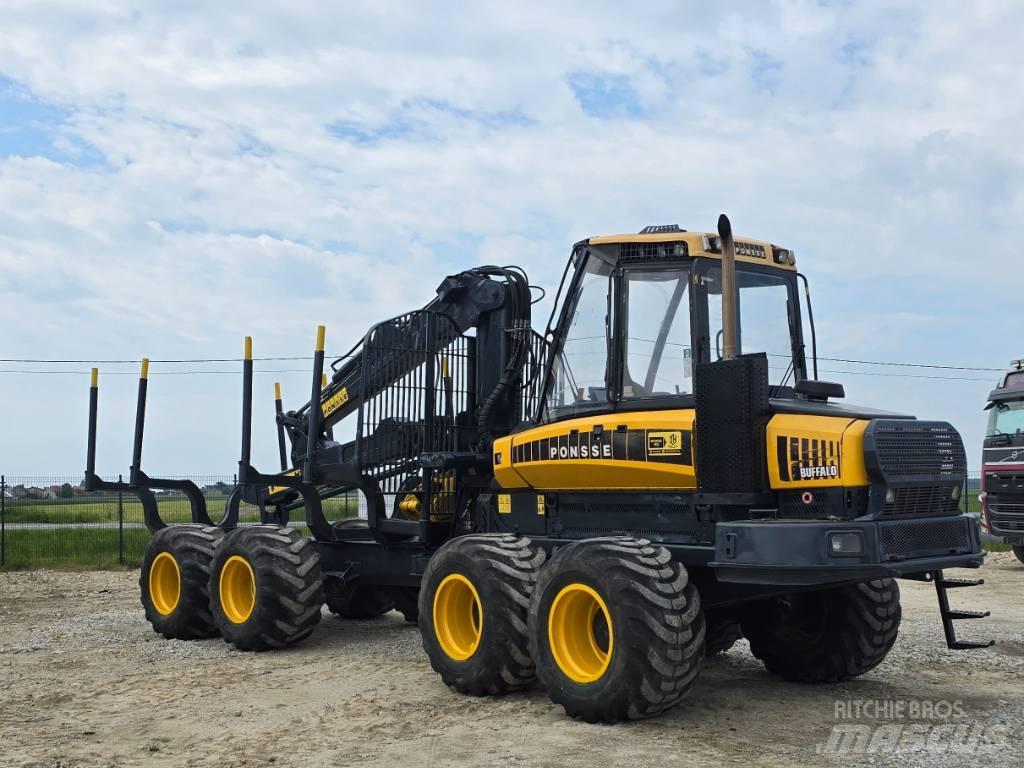 Ponsse Buffalo 8W Forwarder