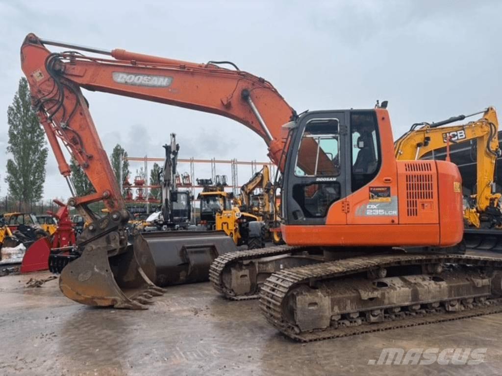 Doosan 235 LCR Raupenbagger