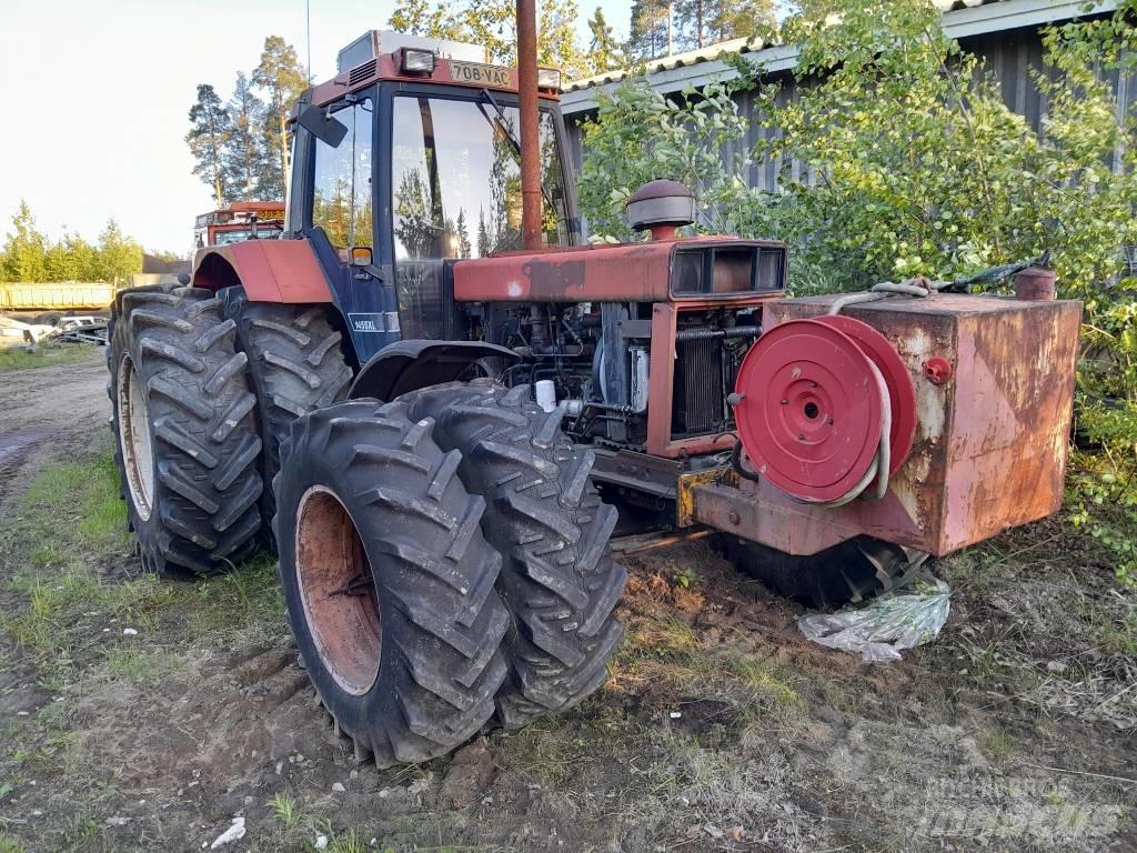 CASE 1455 Traktoren