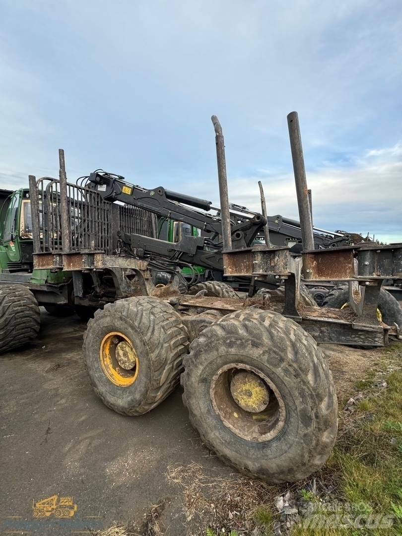 John Deere 1910E Forwarder