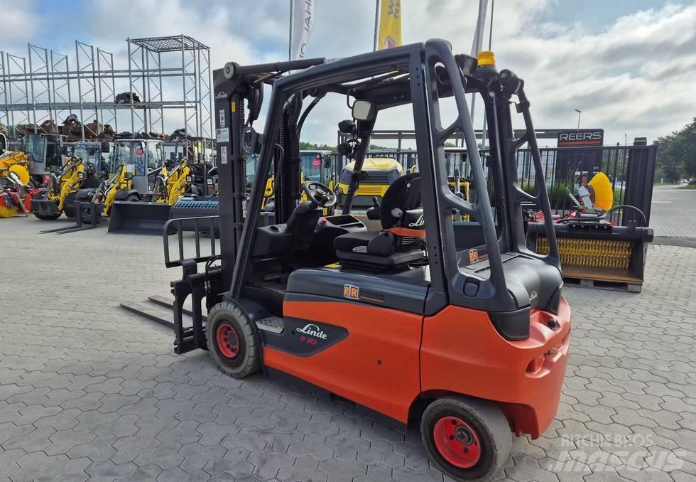 Linde E 30 Sonstige Baumaschinen
